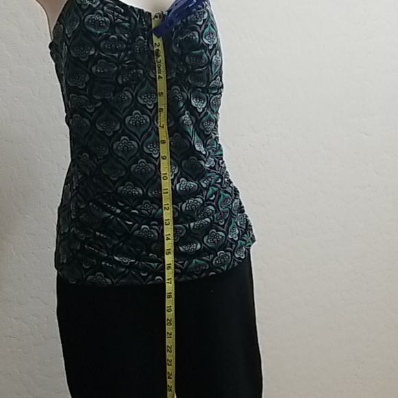 Tank Top * Shell - Picture 8 of 9